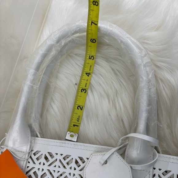 NWT TORY BURCH WHITE CUT-OUT PATENT TOTE SHOULDER BAG - Picture 8 of 9